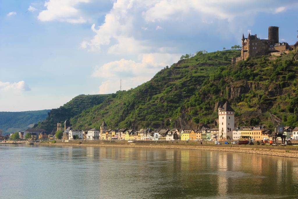 Pohl'S Rheinhotel Adler Санкт Гоарсхаузен Екстериор снимка