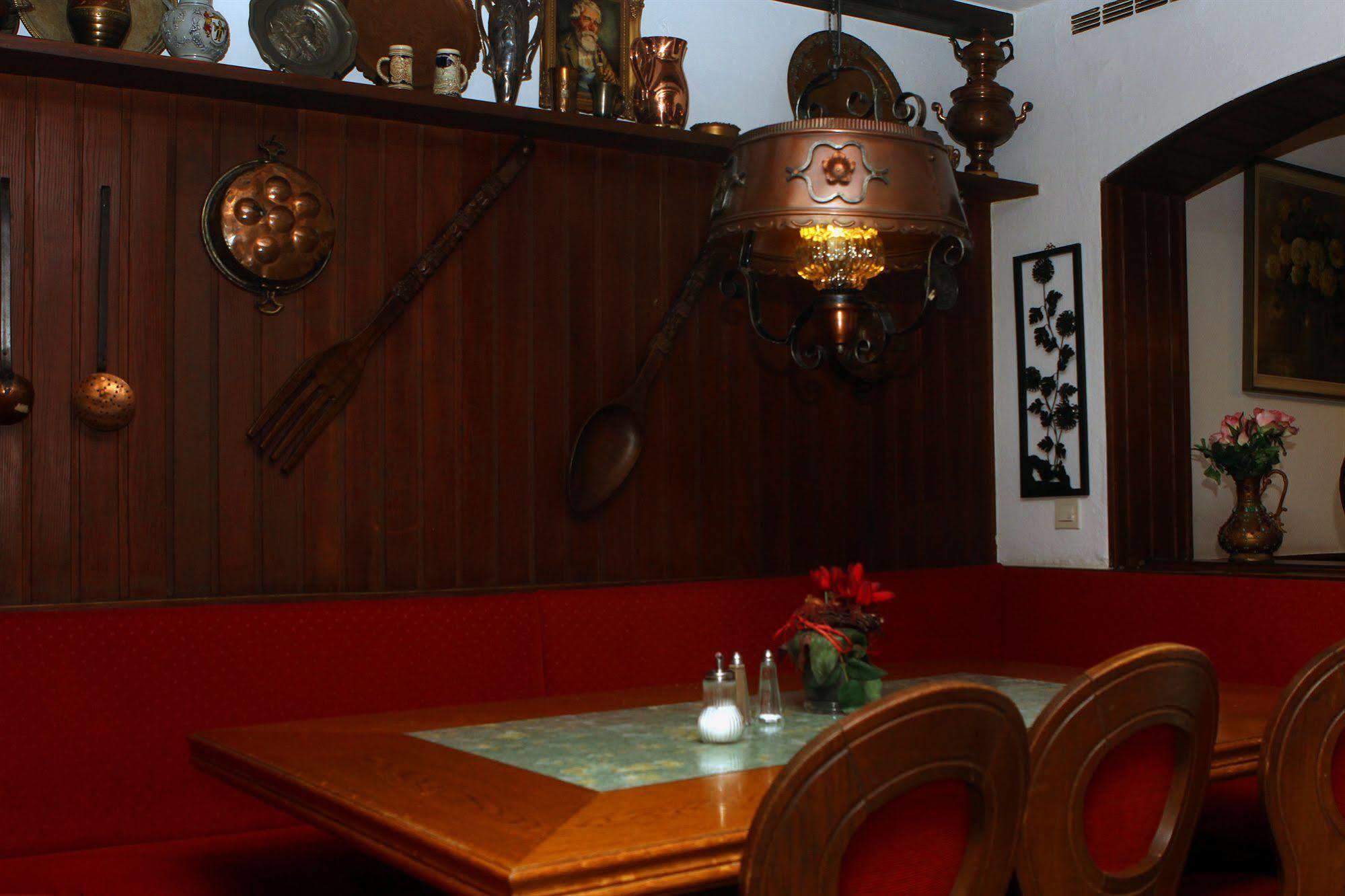 Pohl'S Rheinhotel Adler Санкт Гоарсхаузен Екстериор снимка